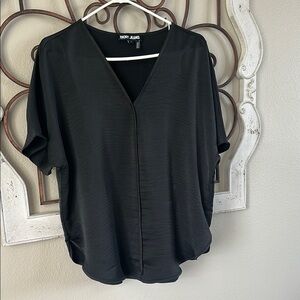Black Relaxed Buttoned Blouse with Notched Collar never worn